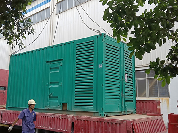 800KW發(fā)電機(jī)組